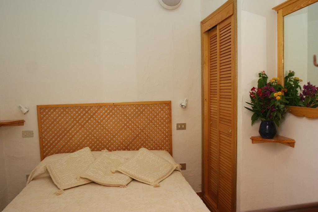 Chrysalis Bay Lejlighedshotel Porto Cervo Værelse billede